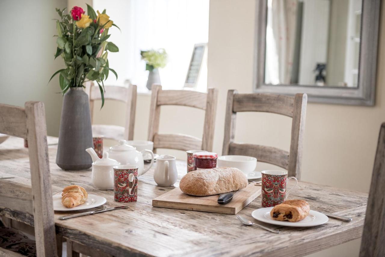 Newly Renovated Old Bakery House In Bath, 3 Bedroom, Free Parking Eksteriør bilde