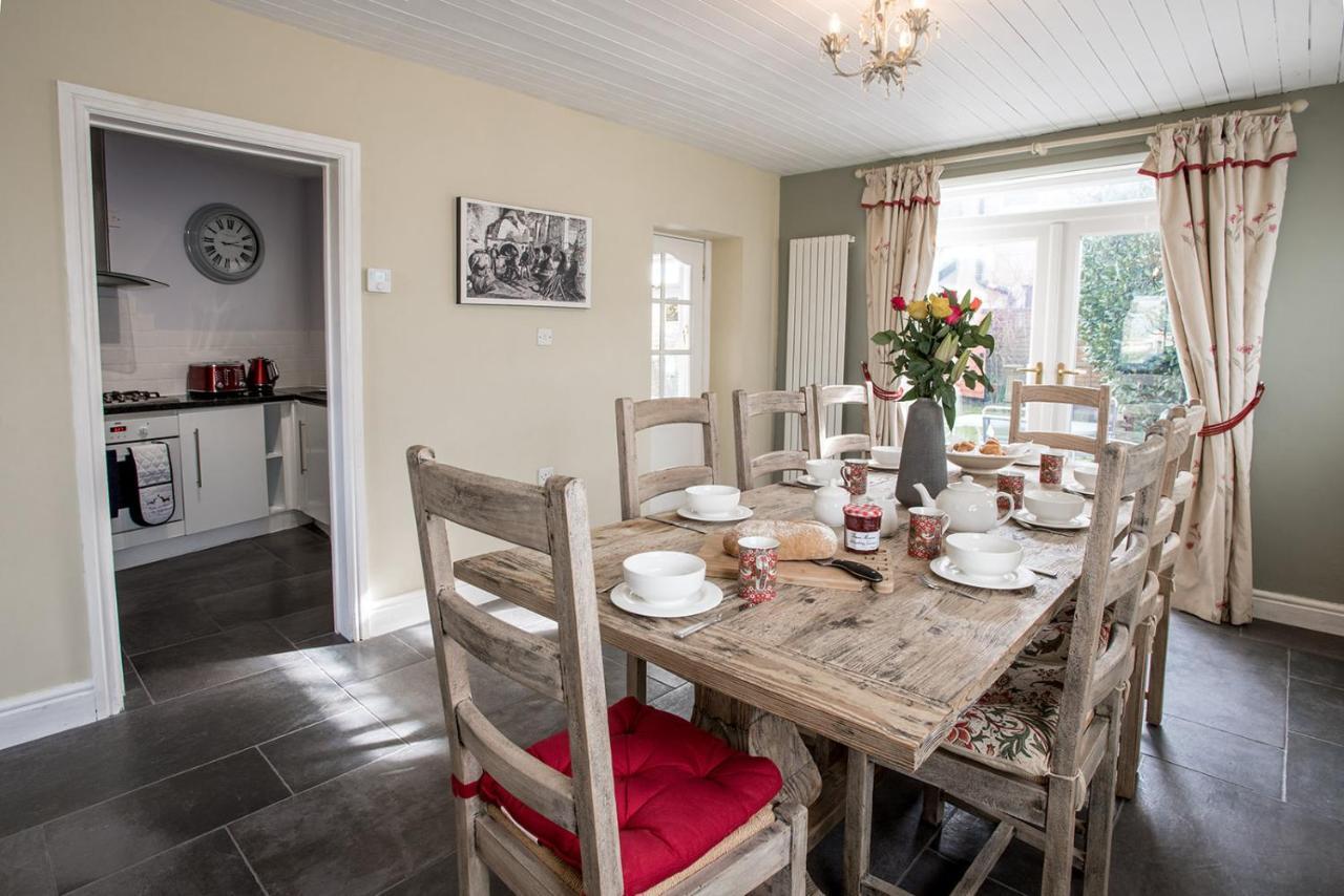 Newly Renovated Old Bakery House In Bath, 3 Bedroom, Free Parking Eksteriør bilde